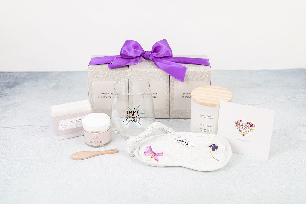 Luxury Spa Gift Set for Women – 5-Pcs Self-Care Basket